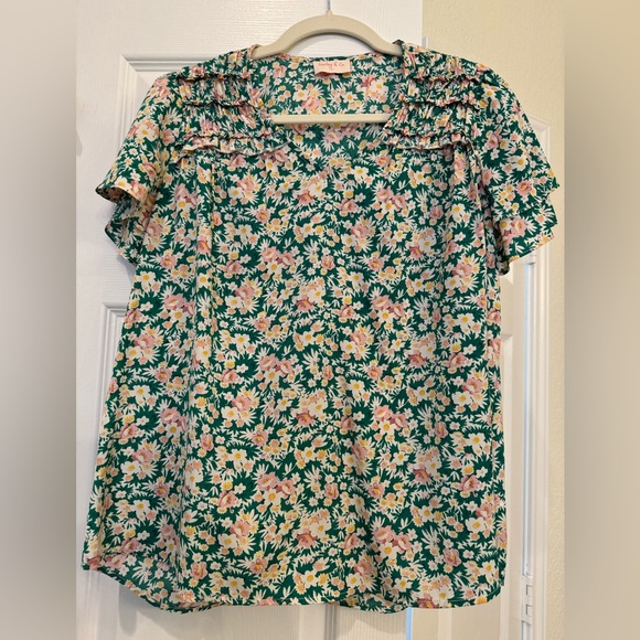 Lovely spring blouse from Shop Avara. - Picture 1 of 3